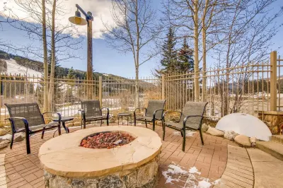 Walk to Slopes Penthouse - Red Hawk 4 Bed / 4 Bath  PENTHOUSE CONDO Dillon Dam Overlook Day Use Area 주변 호텔