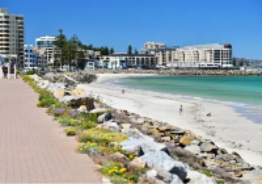 Glenelg Beach House With Private Beachfront Pool