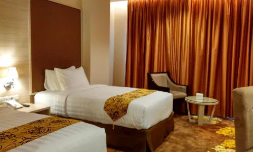 Grand Royal Denai Hotel
