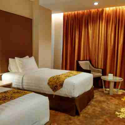 Grand Royal Denai Hotel Rooms