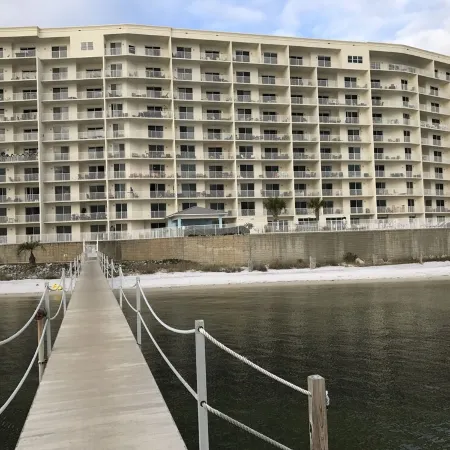 Harbour Pointe Luxury Condo-4 Bedrooms, 3 Baths..Incredible Views!