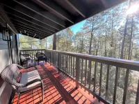 Mountain Cabin Retreat in the Pines