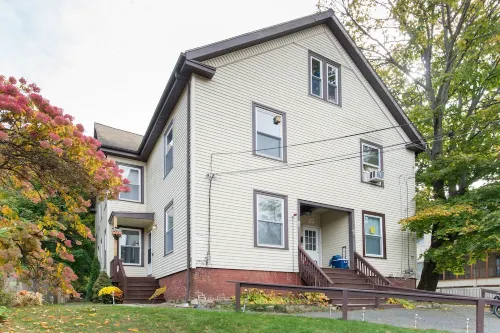Cozy and beatifull 2br in New England . 5 min drive to the beach /sleeps 6