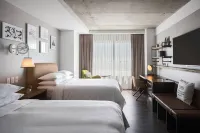 Renaissance Atlanta Airport Gateway Hotel Отели рядом с достопримечательностью «Джорджия Интернешнел Конвеншен Сентер»