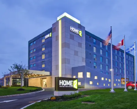 ホーム 2 スイーツ バイ ヒルトン モントリオール ドルバル ドルヴァルのホテル