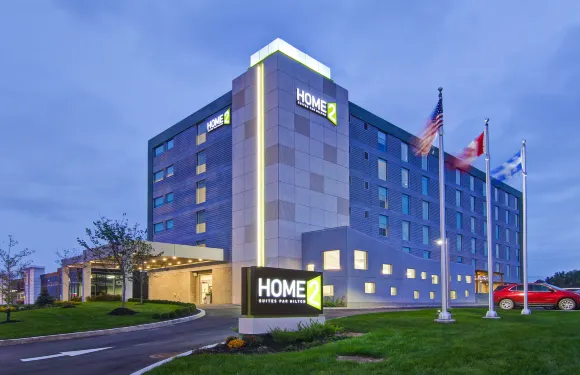 蒙特婁多瓦爾希爾頓惠庭酒店