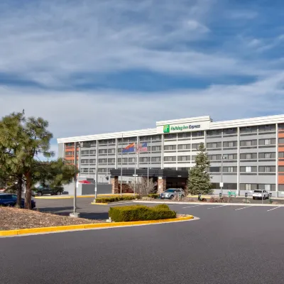 Holiday Inn Express 費拉格爾斯塔夫 鄰近紅山步道的酒店