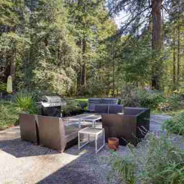 Forest Ridge - Private Estate w/ Hot Tub and Sauna Hotel Exterior