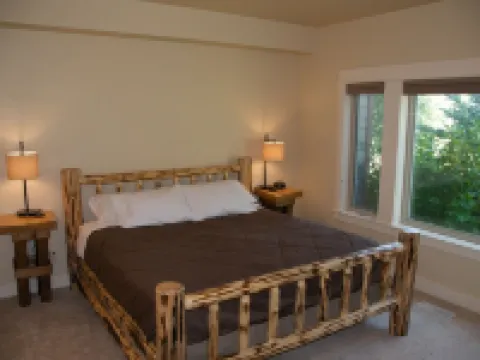 Beautiful Trail Creek Springs Townhome Jackson/Yellowstone/Grand Teton Hotels in Victor