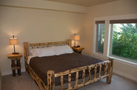 Beautiful Trail Creek Springs Townhome Jackson/Yellowstone/Grand Teton Отели в г. Виктор