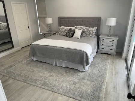 Newly Renovated Home in Naples’ Premier 500 Block – Walk to the Beach!