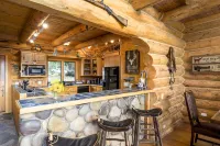 NEW ABSOLUTE TRANQUILITY!  Log cabin, professionally decorated, stunning view