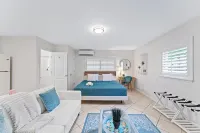 Paradise Pocket - Unit A