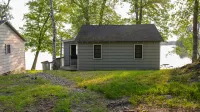 Webb Lake, Hackensack, Northern MN - 2 Bedroom, Sleeps 4  - Cabin #5 Blue Water
