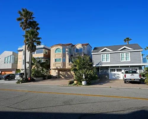 Jan-April Whale Watching . Escape to CA’s Best Kept Secret Silverstrand Beach. オックスナードのホテル