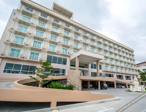 รูปภาพของโรงแรมประจวบแกรนด์ Prachuap Grand Hotel