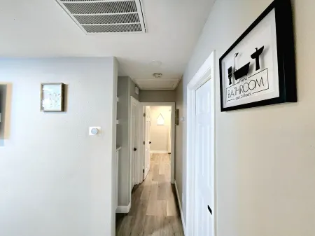 Exotic Home Escondido by sdstay Отели в г. Хидден Медоус