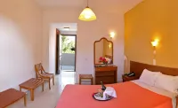 Pasiphae Hotel