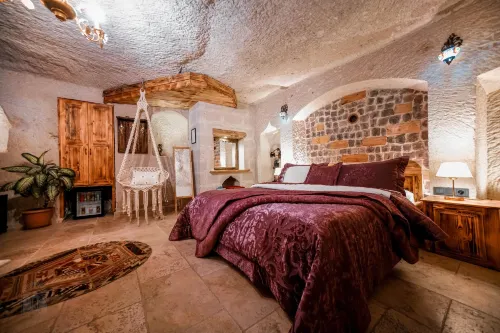 Zeus Cave SUITES