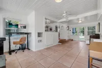 Charming 3/2 Midtown Home. Minutes from FSU. Fenced Backyard. Pet-Friendly.