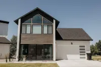 New + Modern 3BR House