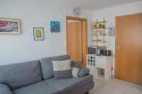 Bright and friendly apartment for 1-2 persons