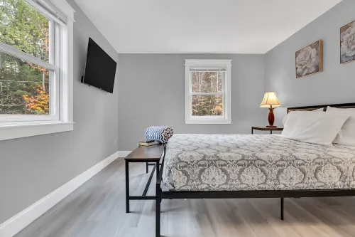 Views! Cozy, Private 3Br Condo with Lake Access!