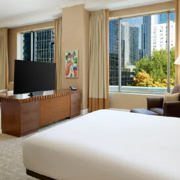 Hilton Charlotte Uptown Отели рядом с достопримечательностью «Площадь Духа/Центр исполнит. искусств Блюменталь»