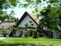 Khu nghỉ dưỡng Les Hameaux de l'orient Các khách sạn gần Nhà Vườn Thi Thi
