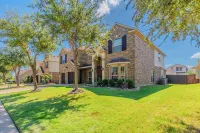 Entire home in Grand Prairie, Texas, United States with EV Charger - level 2