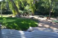 AZ Wine Country Retreat on Oak Creek Hotels near Horsin' Around Adventures (Sedona, AZ)