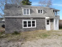 The Boat House Loft ~ Your Most Affordable, Relaxing & Fun Waterfront Get-A-Way!