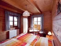 Farmhouse Alpine Retreat with Mountain Views
