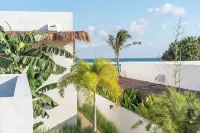 Amber Lombok Beach Resort - Mountain view