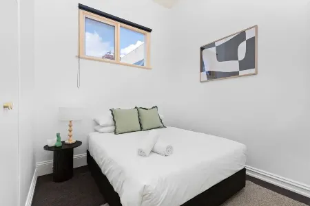 Fitzroy Private Rooms - 132 Nicholson Homestay