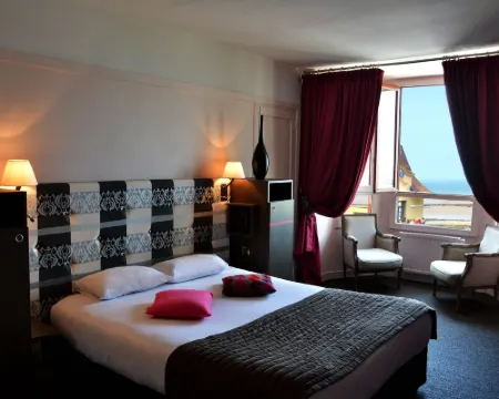 德斯巴恩斯酒店 格朗維爾酒店