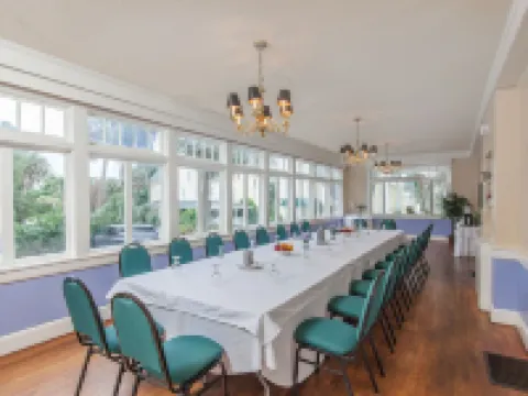 Lakeside Inn on Lake Dora Hotels in Lake County