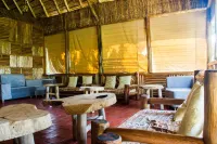 Elephant Hab Lodge Hotels in Bunyaruguru