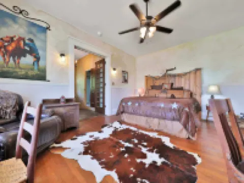 The Lancaster Manor B&B Hotels in Cooke County