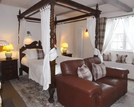 The George at Nunney Hotel a Frome