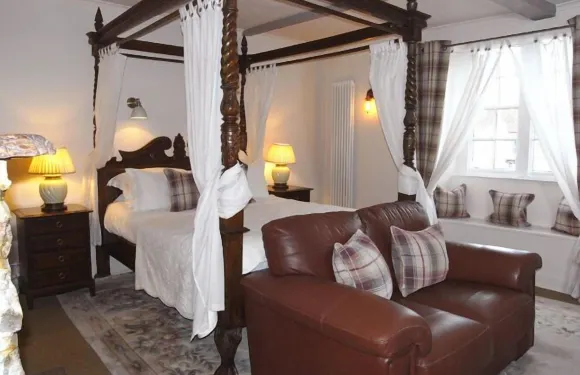 納尼的喬治酒店