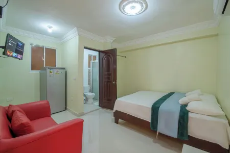 Room-Premium Single Room in Corales del