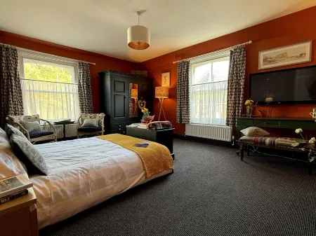 One Drake Road, Tavistock, Devon Отели рядом с достопримечательностью «Tavistock Trout Farm and Fishery»