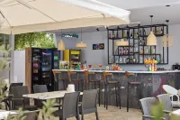 A Hotel Side - bar