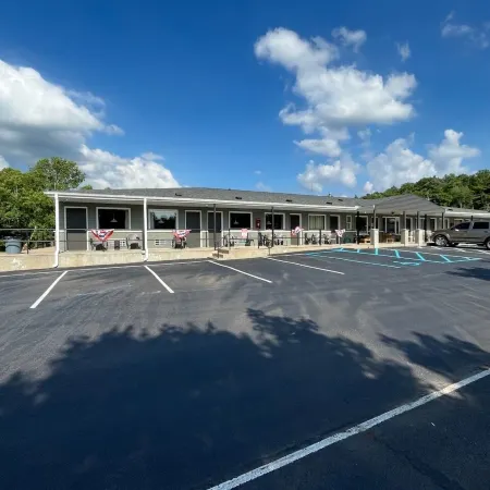 Valley Inn and Suites