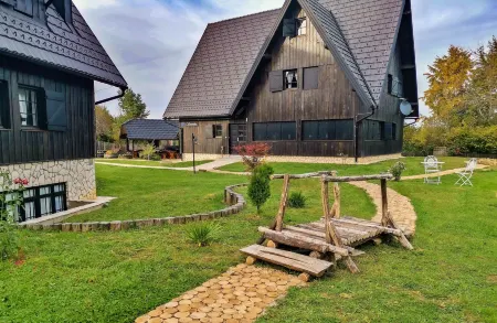 Green Garden Plitvice Lakes Отели в г. Poljanak