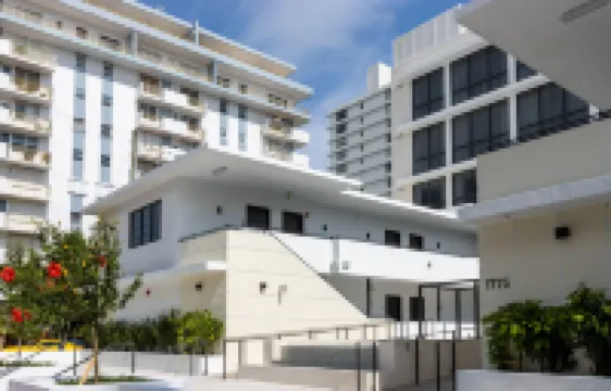 Uma House by Yurbban South Beach