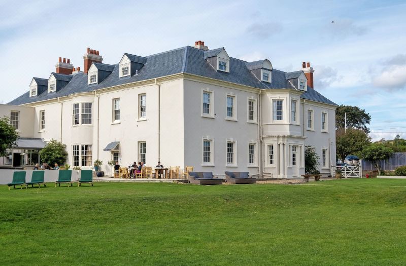 Moonfleet Manor - A Luxury Family Hotel