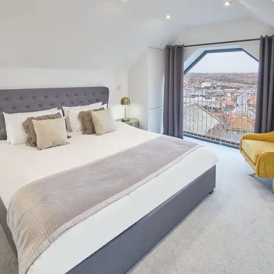 Host & Stay | The Penthouse, Hudsons Yard House Hotels near Whalebone Arch