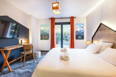 Hotel Base Camp Lodge - Albertville Отели в г. Меркюри